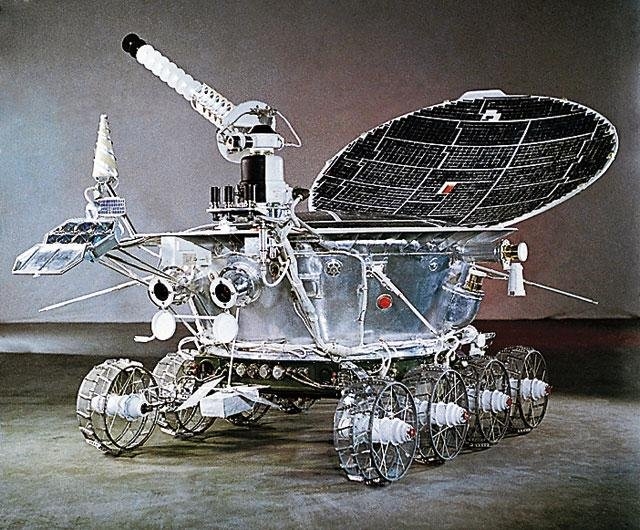 planet rover Луноход-1