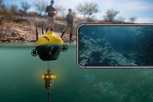 Перший комерційний бездротовий дрон для підводної зйомки у високій якості
