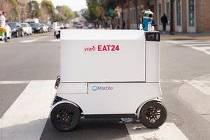 Автоматическая доставка еды роботами от компании Marble