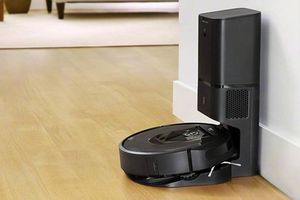 Робот Пилосос Roomba i7 Plus (Революція від iRobot)