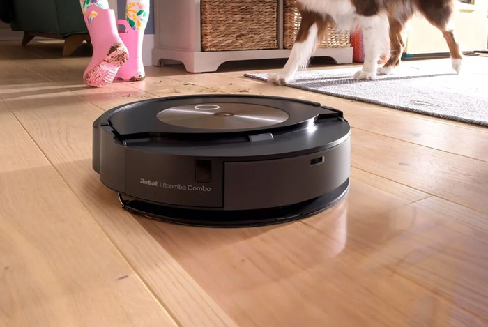 Вологе прибирання з активною шваброю iRobot Roomba Combo j9+