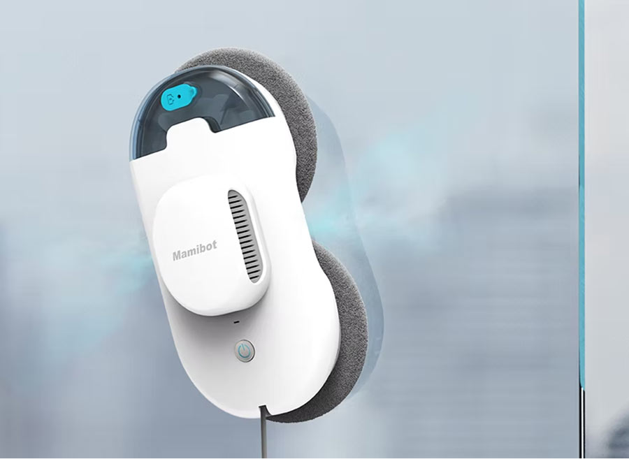 Mamibot iGLASSBOT W100 распрыскивает жидкость