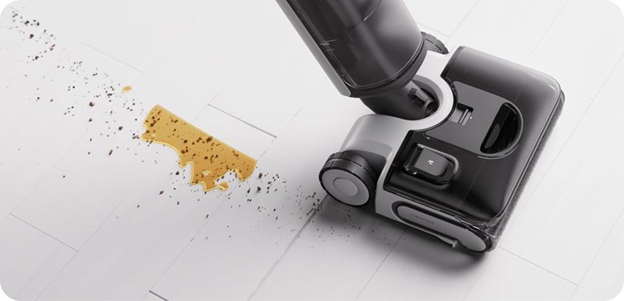 Roborock F25 Gen 2 моет лужу с крошками